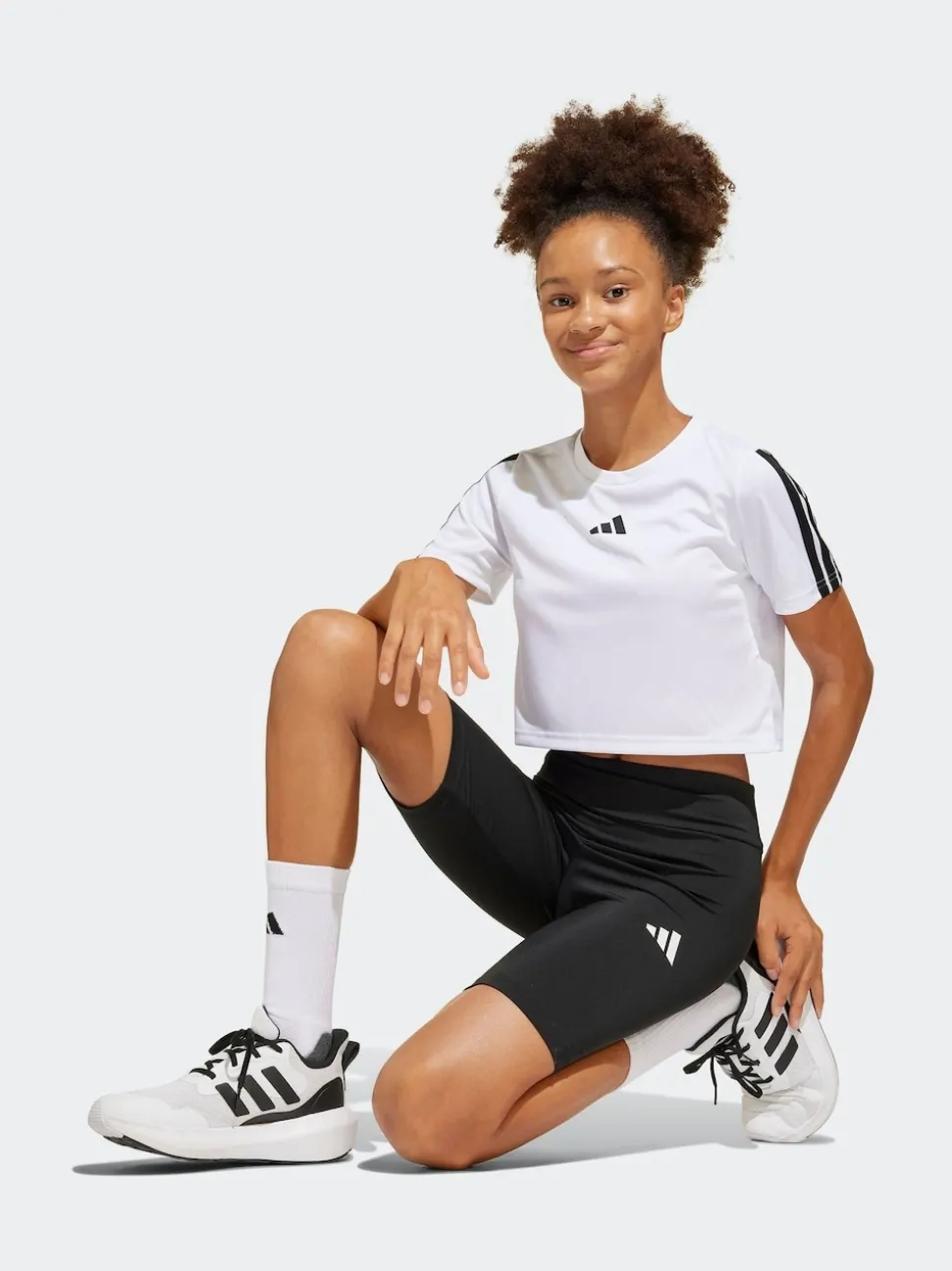 adidas White Train Essentials 3-Stripes T-Shirt and Bike Short Set Kids