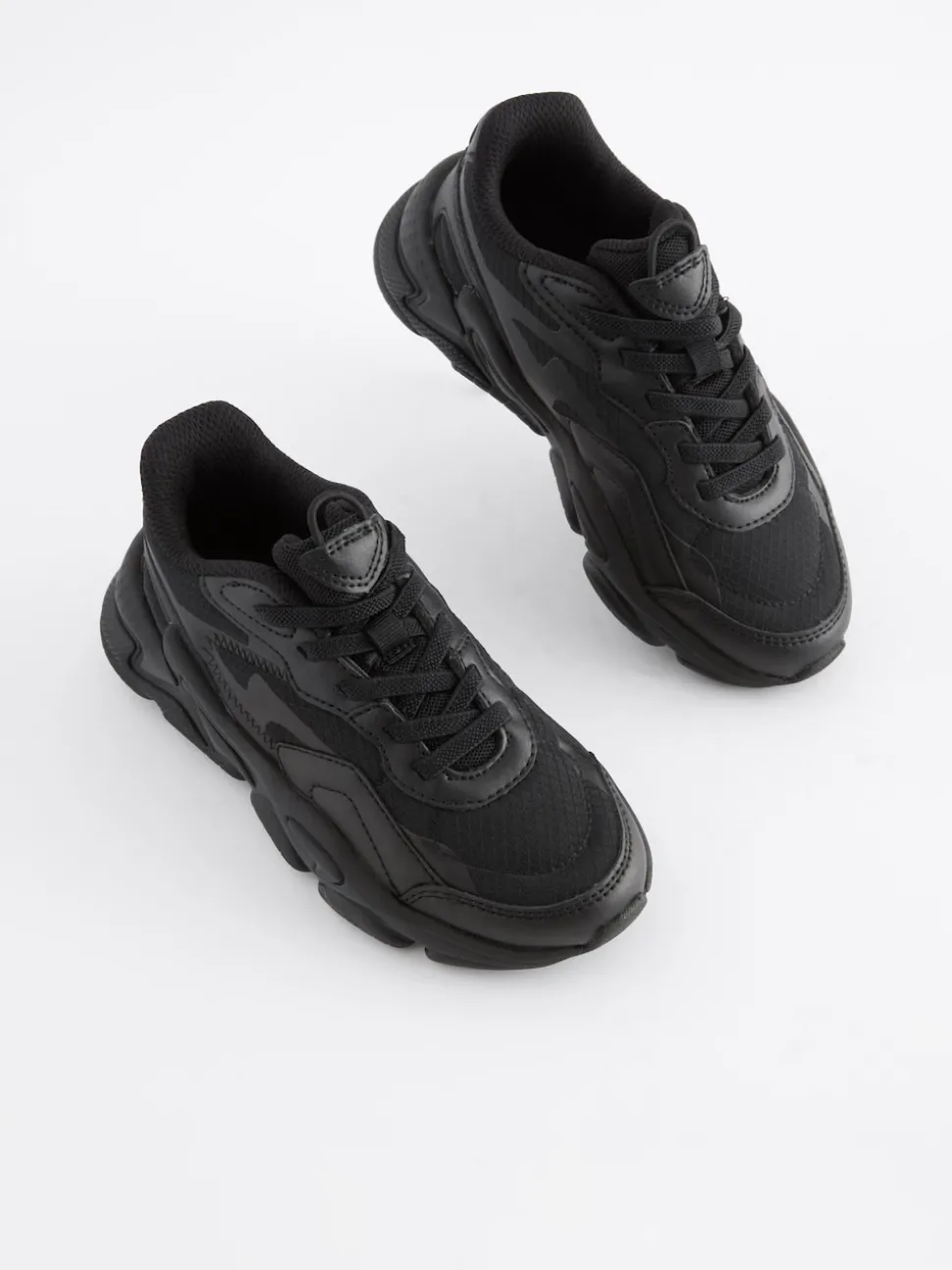 Black Elastic Lace Trainers