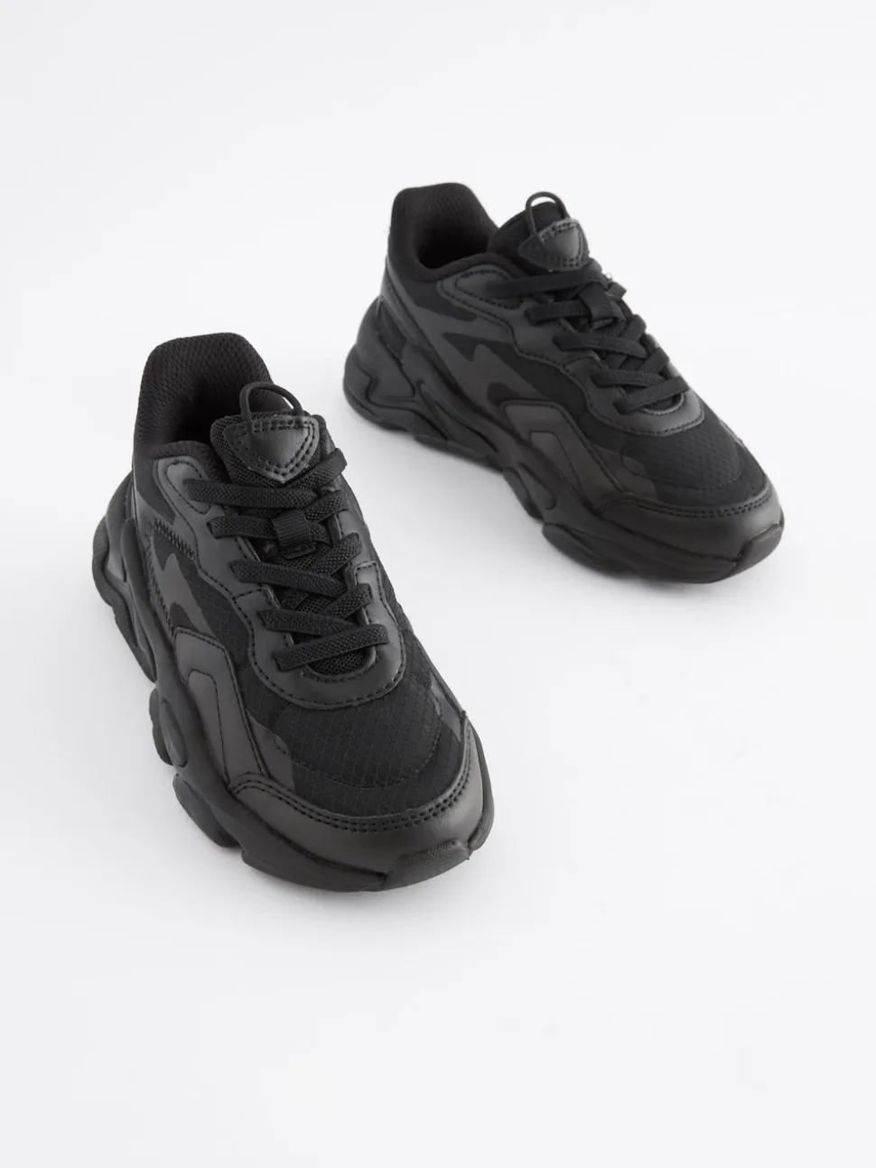 Black Elastic Lace Trainers