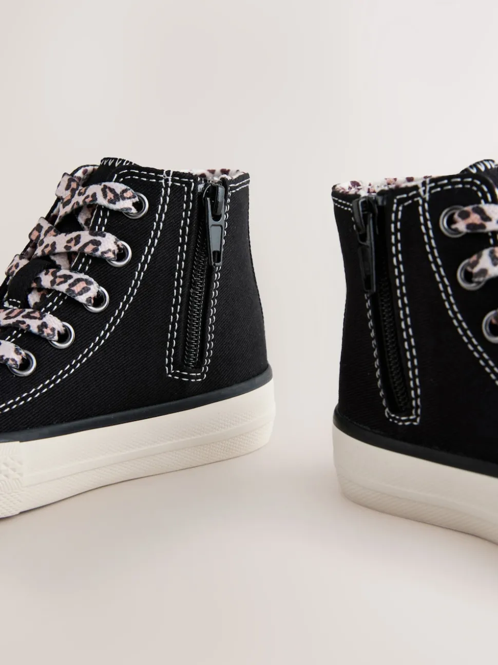 Black/Animal Wide Fit (G) High Top Trainers