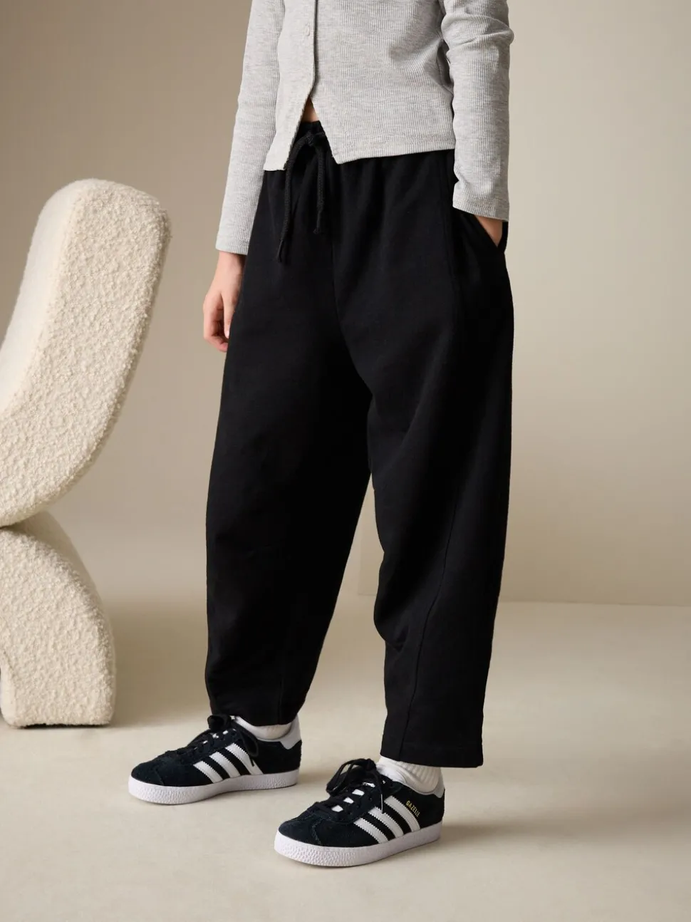 Black Barrel Joggers (3-16yrs)