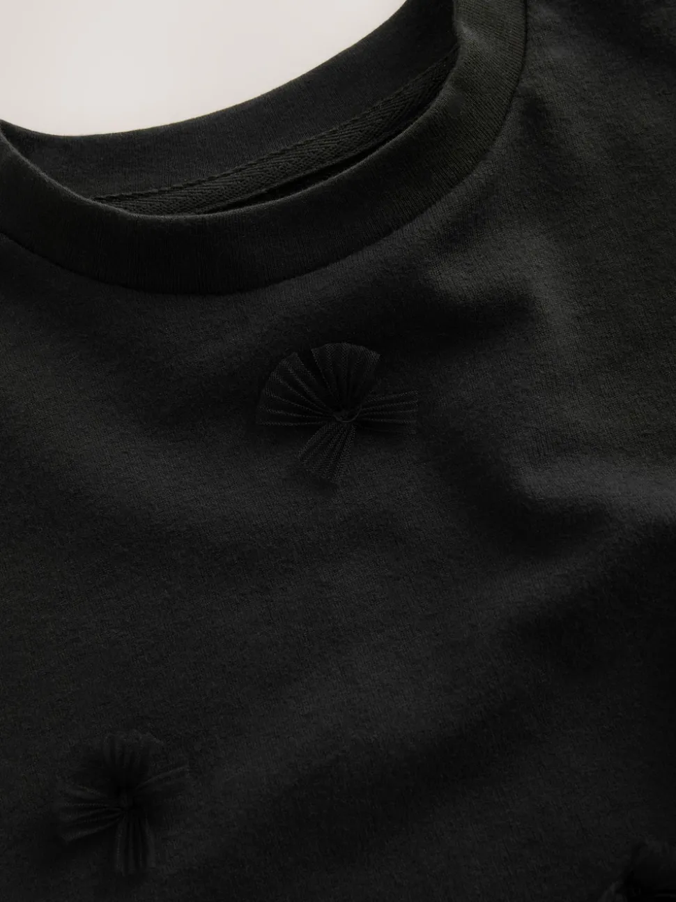 Black Boxy Bows T-Shirt (3-16yrs)