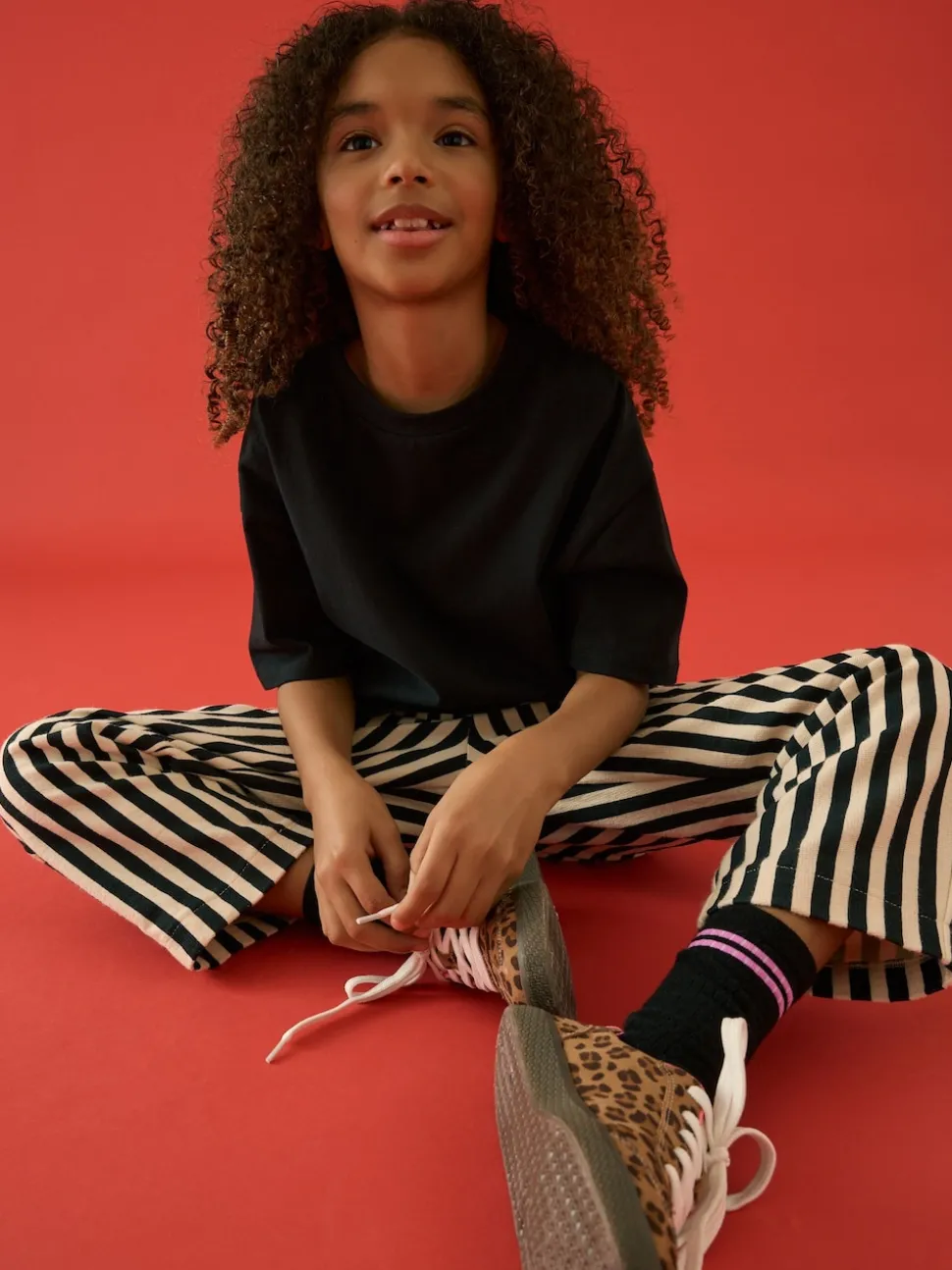 Black Oversized T-Shirt (3-16yrs)