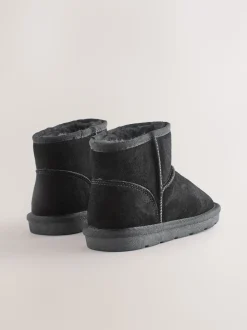 Black Standard Fit (F) Water Repellent Suede Short Pull-On Boots