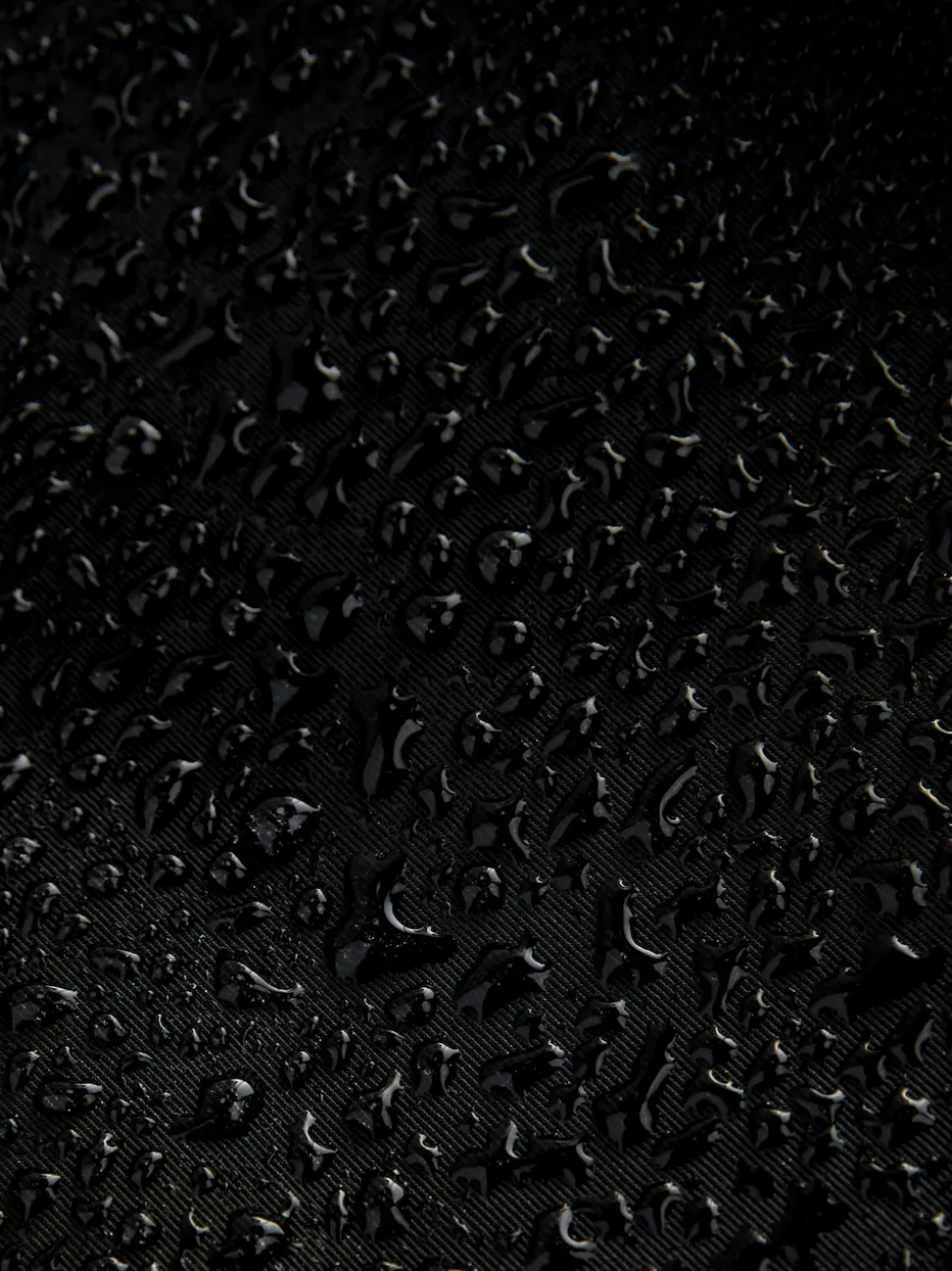 Black Waterproof Changing Robe (3-16yrs)