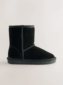Black Water Repellent Suede Pull On Boots