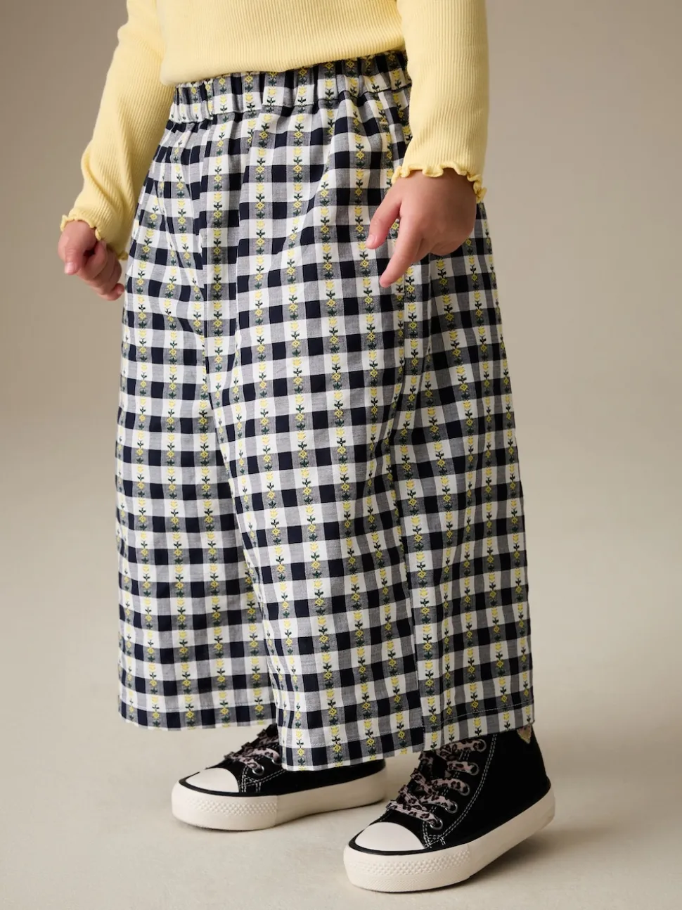Black/White Floral Gingham Trousers (3mths-7yrs)