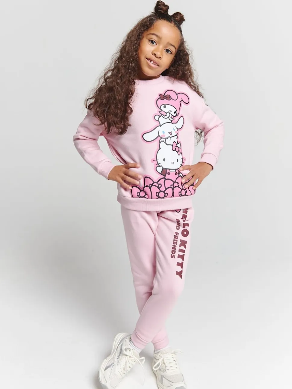 Brand Threads Pink Hello Kitty Joggers Set
