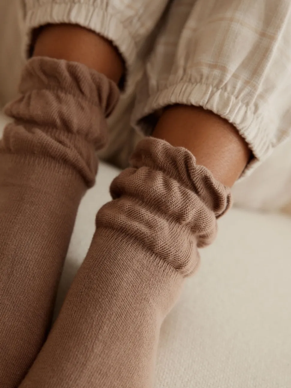 Burgundy Red and Tan Brown Slouchy Ankle Socks 2 Pack