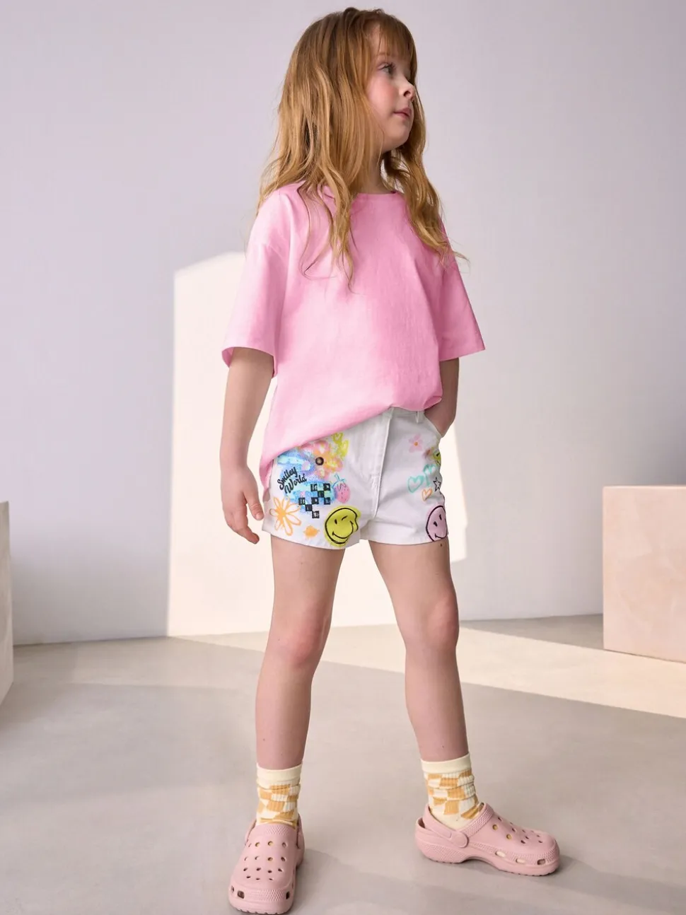 Chalk White Denim 100% Cotton Smileyworld Graffiti Shorts (3-16yrs)