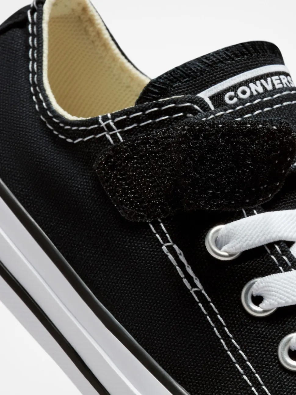 Converse Black 1V Chuck Ox Junior Trainers