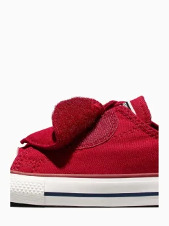 Converse Red Chuck Taylor Toddler Heart 1V Trainers