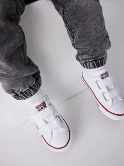 Converse White Chuck Ox 2V Infant Trainers