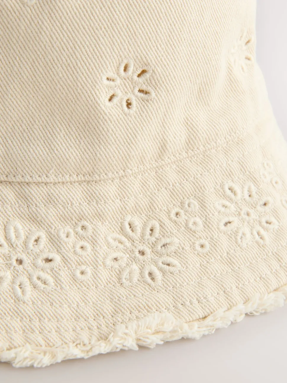 Cream Broderie Anglais Flower Bucket Hat (3mths-16yrs)