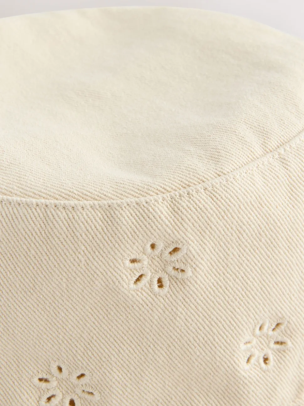 Cream Broderie Anglais Flower Bucket Hat (3mths-16yrs)