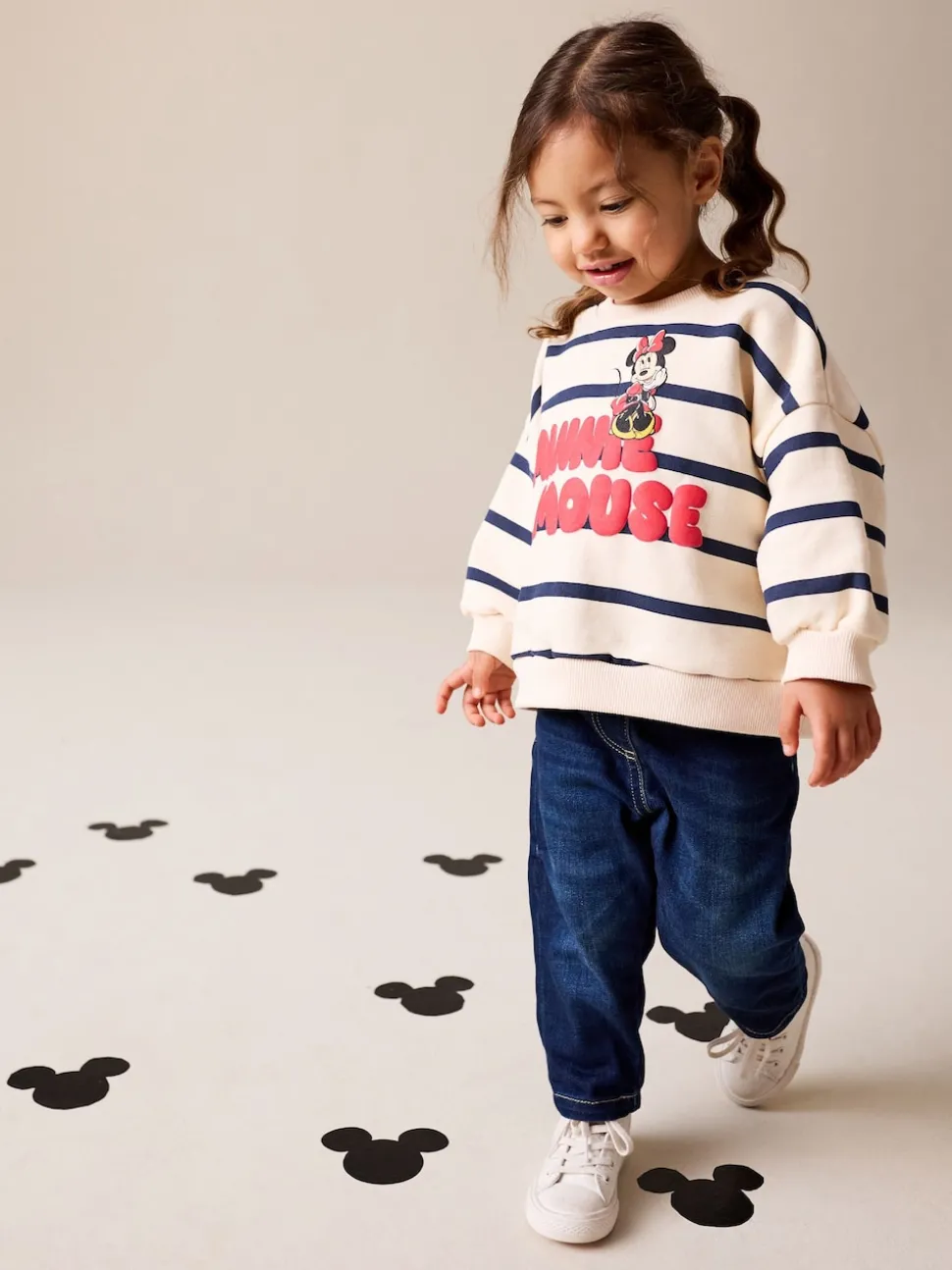 Cream Minnie Mouse Sweatshirt (3mths-7yrs)