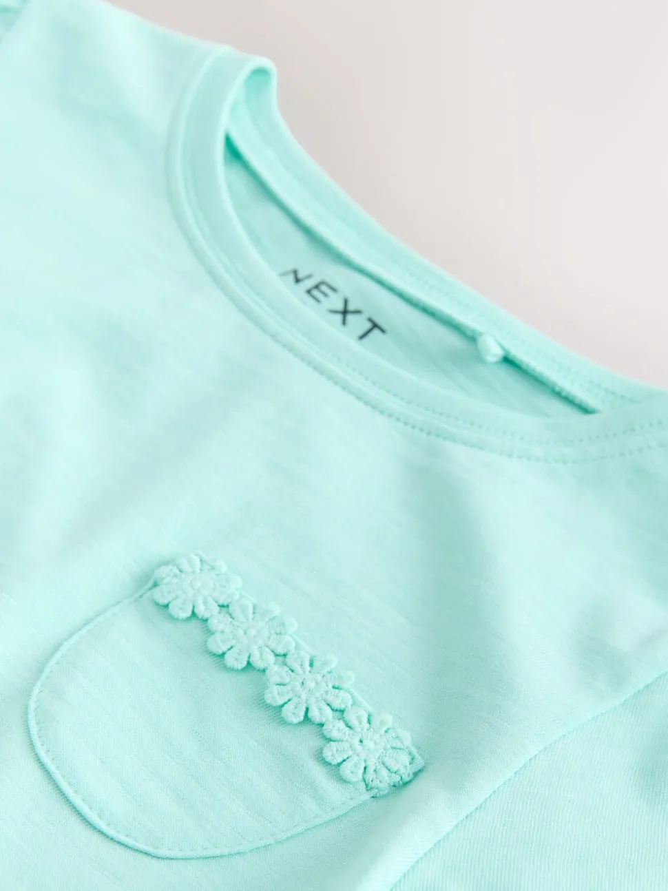 Green Daisy Pocket T-Shirt (1.5-16yrs)