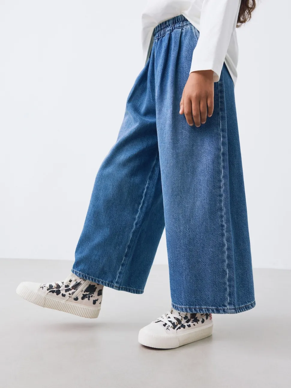 Mid Blue Pull On Wide Leg Jeans (6-16yrs)