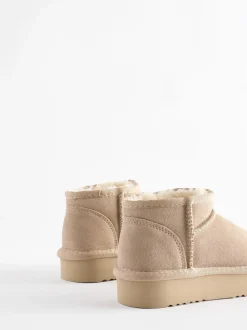 Neutral Standard Fit (F) Flatform Mini Warm Lined Water Repellent Suede Pull-On Boots