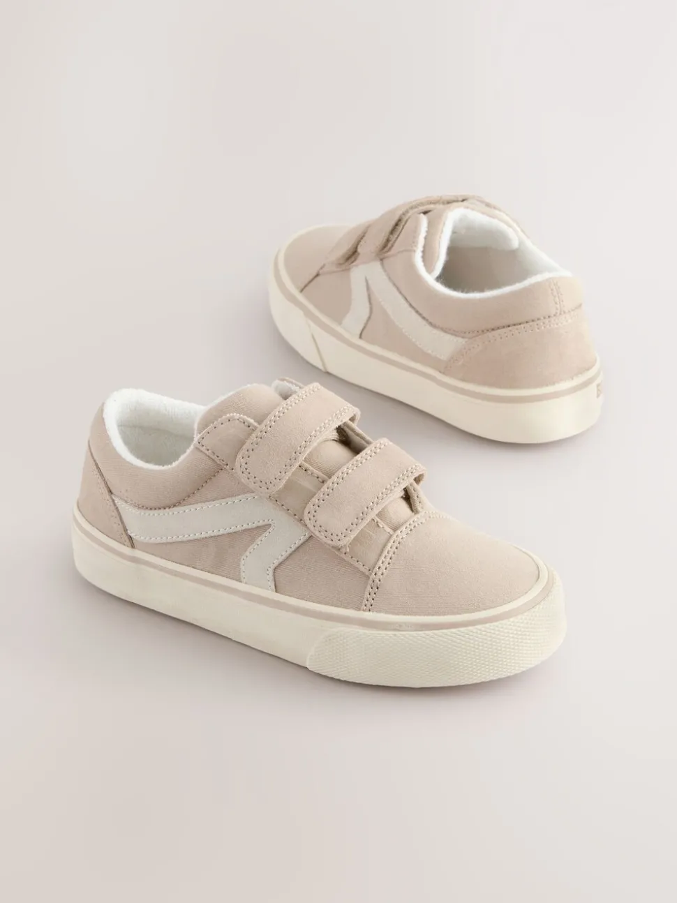 Neutral Standard Fit (F) Touch Fastening Trainers