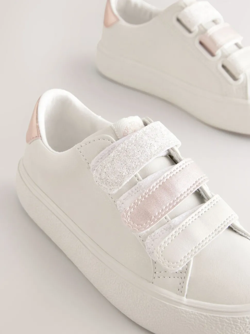 Neutral Standard Fit (F) Touch Fastening Trainers