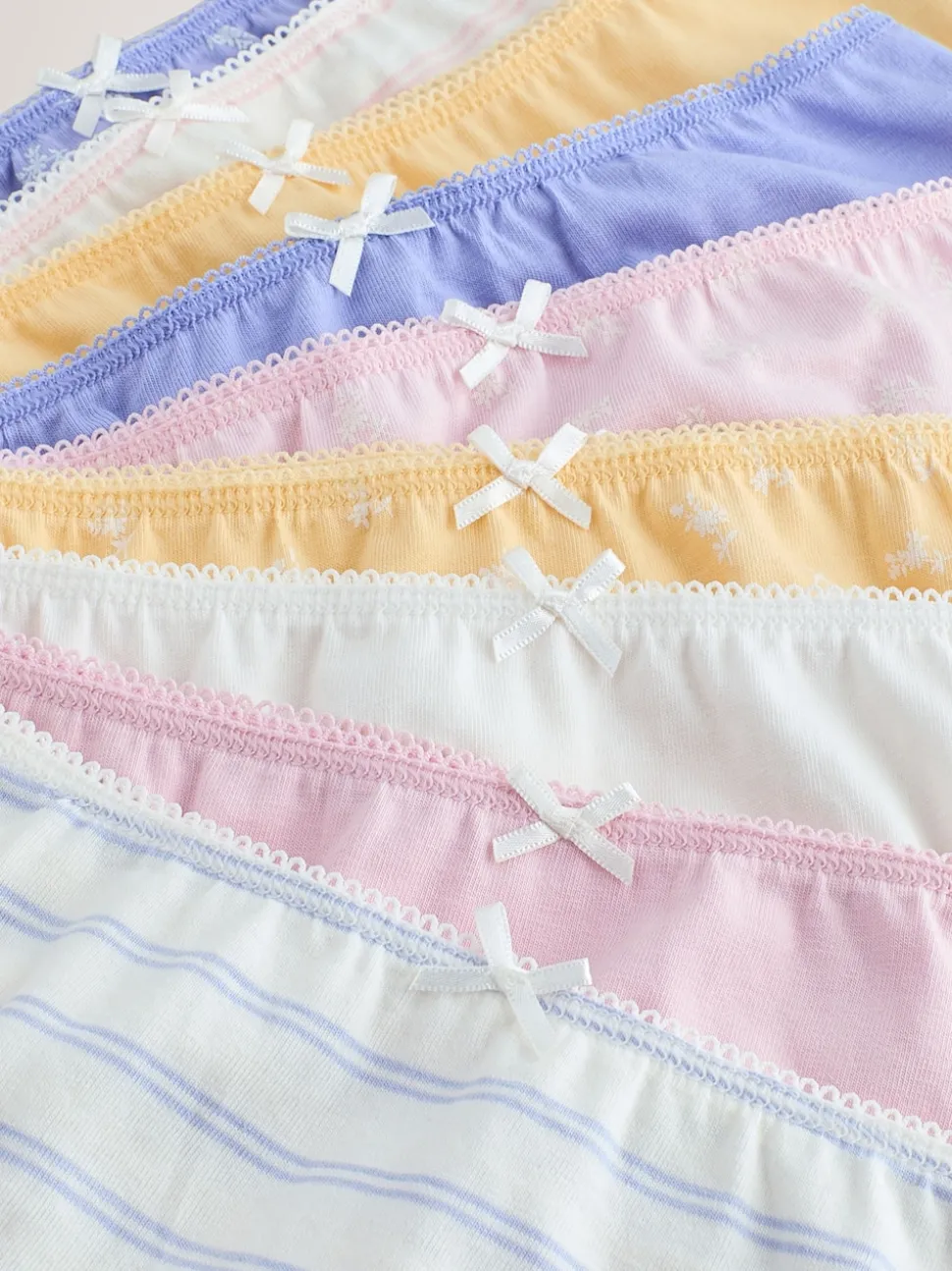 Pink/White Briefs 10 Pack (1.5-16yrs)