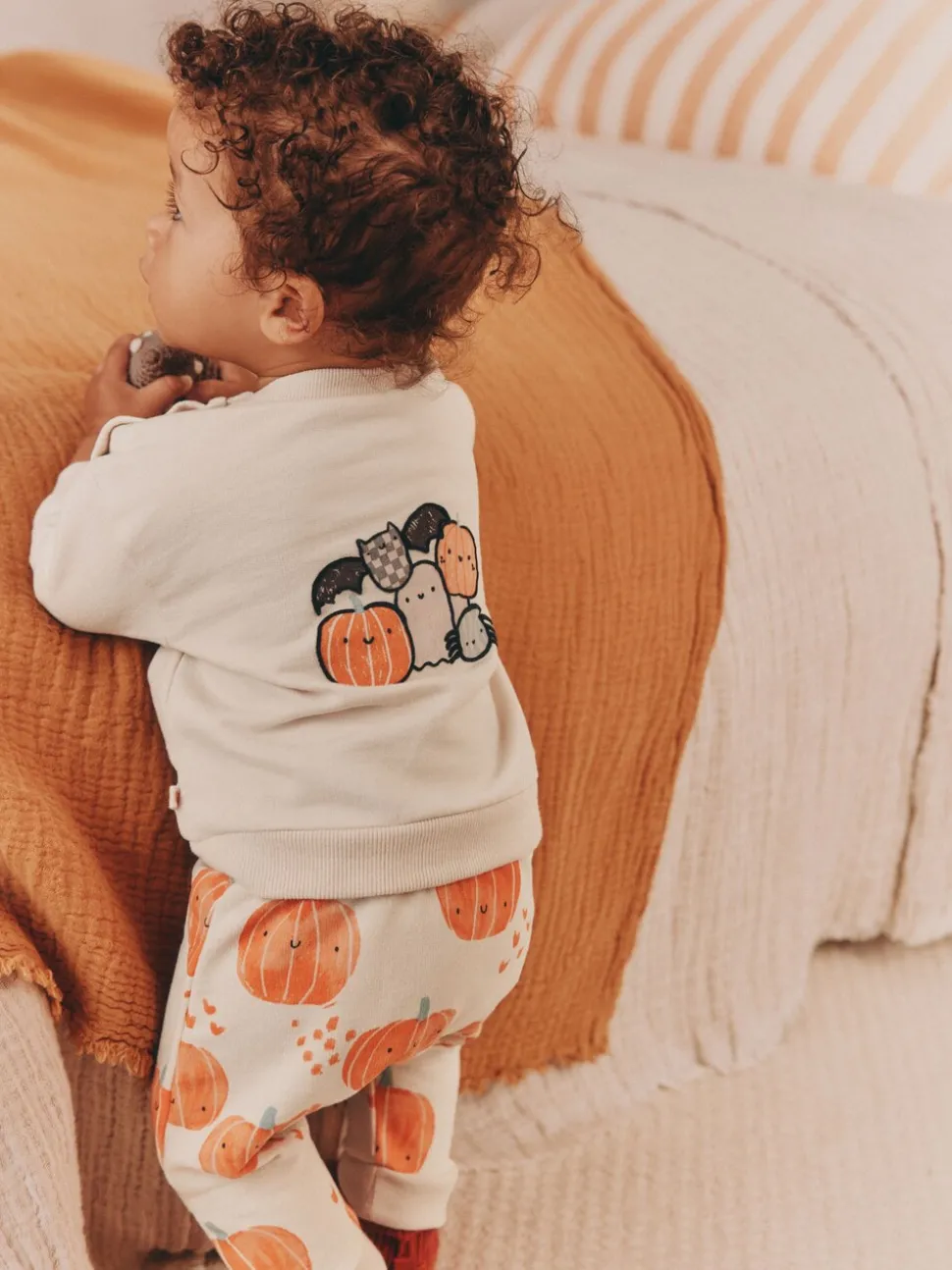 Pumpkin Print Baby Halloween Sweat Top and Joggers Set (0mths-3yrs)