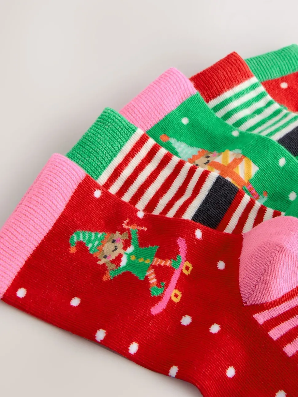 Red/Green Cotton Rich Christmas Character Print Ankle Socks 5 Pack