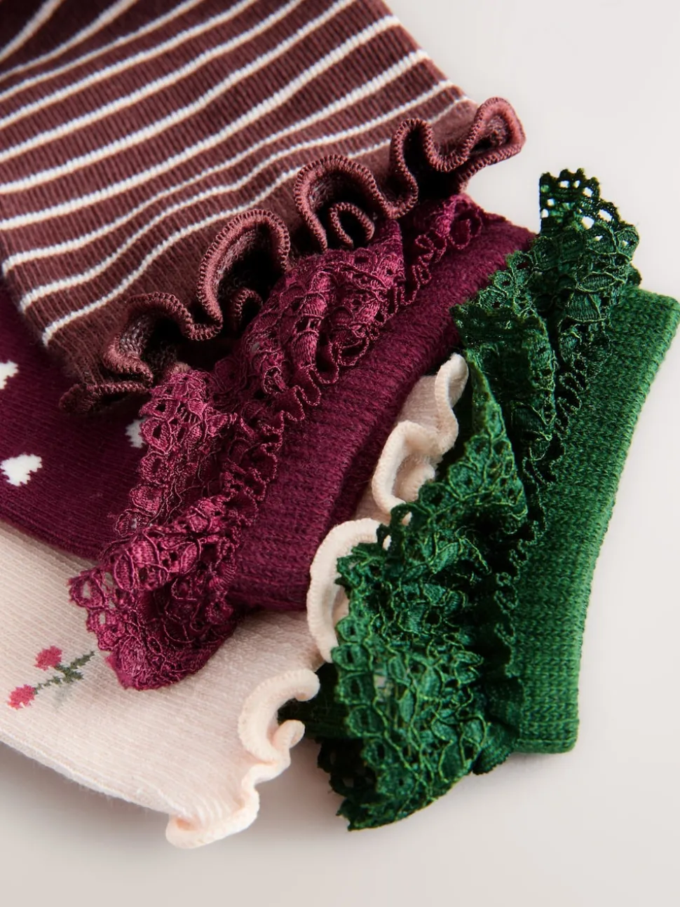 Red, Green,Cream and Brown Cotton Rich Frill/ Fluted Ankle Socks 4 Pack
