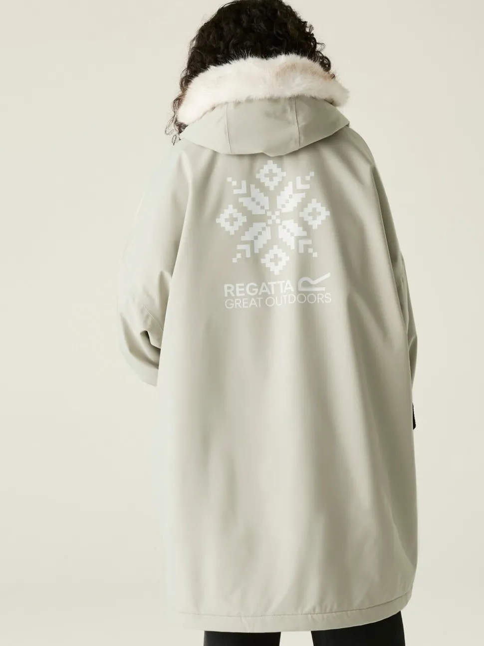 Regatta Stone Junior Waterproof Faux Fur Trim Hood Changing Robe