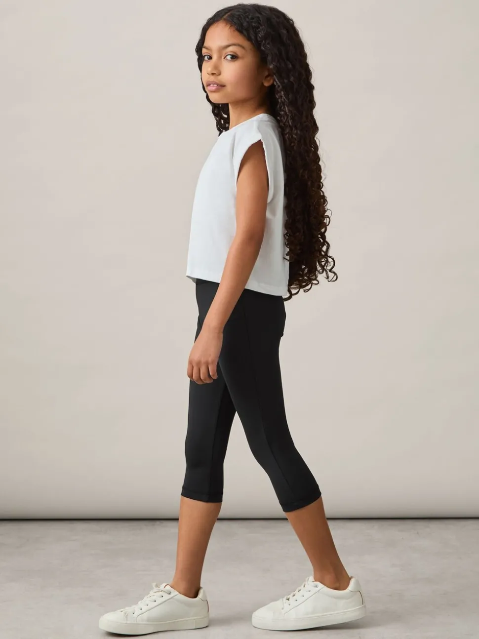 Reiss Black Raye 9-13 yrs Three-Quarter Length Leggings