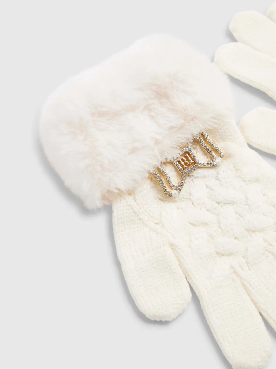 River Island Cream Core Beanie Hat ,Gloves & Scarf Set