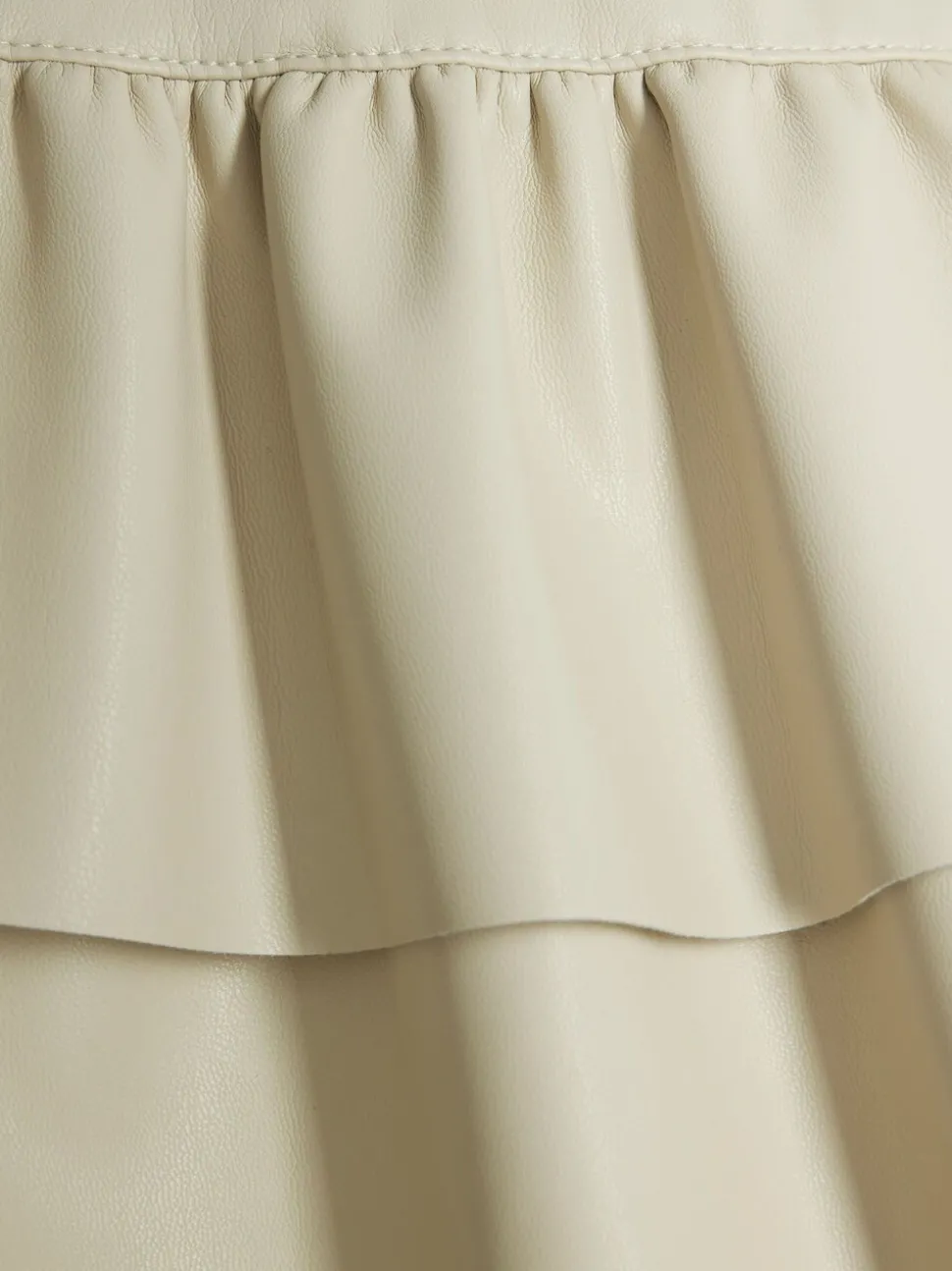 River Island Cream Faux Leather Rara Skirt with Heart Belt