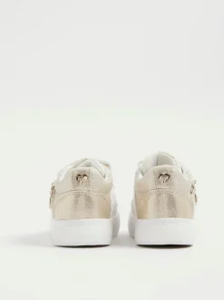 River Island White Girls Bow Charm Trainers