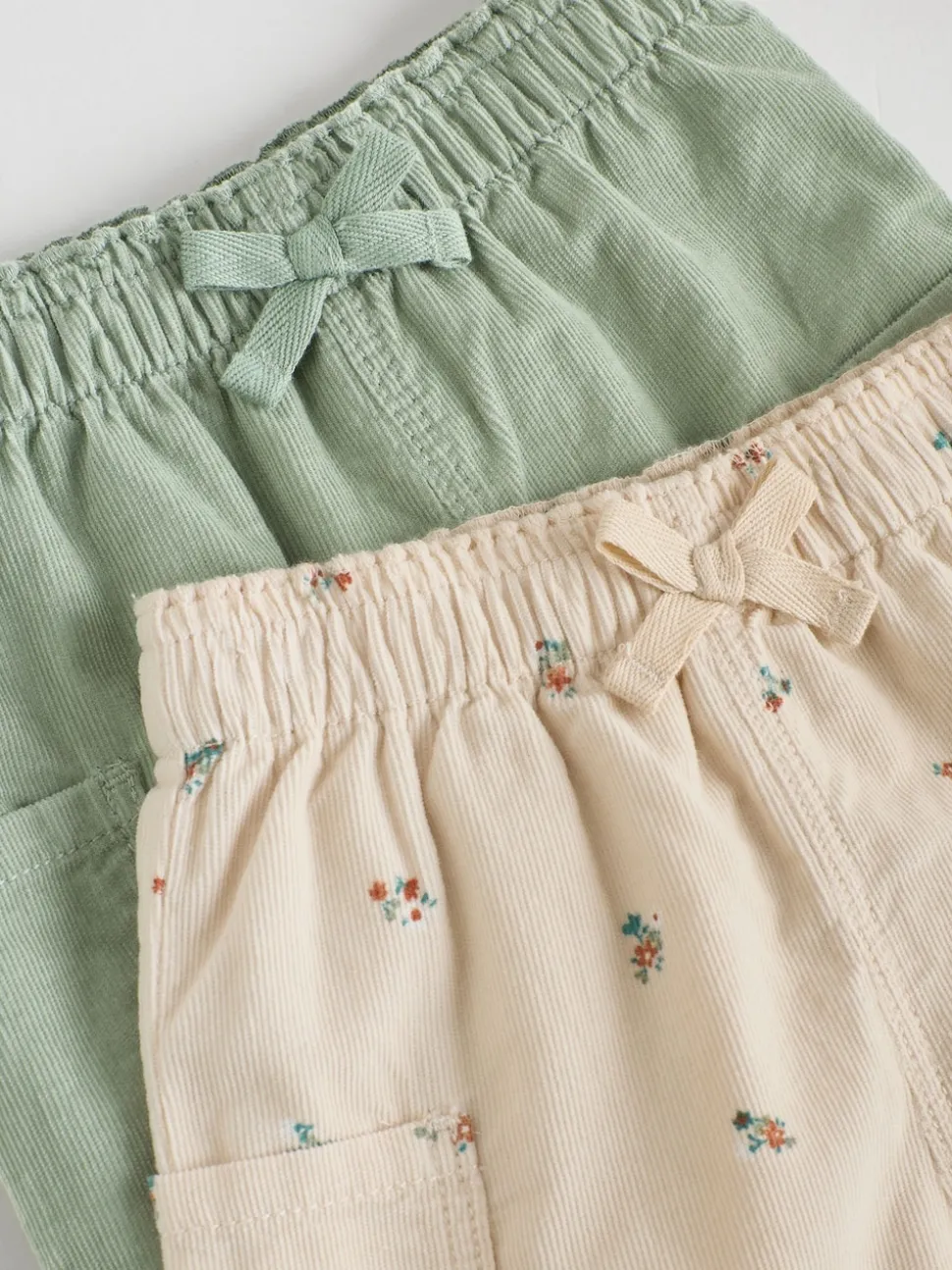 Sage Green/Ditsy Baby Cord Trousers 2 Pack (0mths-2yrs)