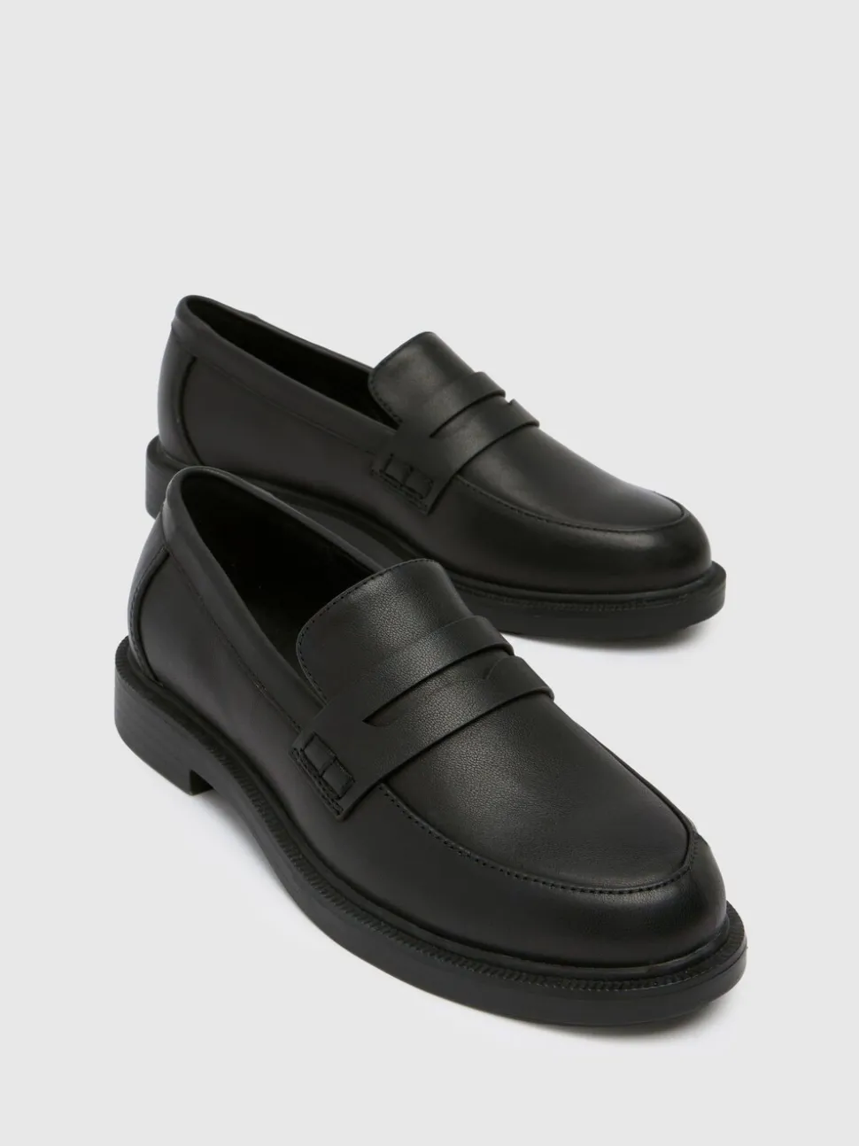 Schuh Black BTS Libby Loafers