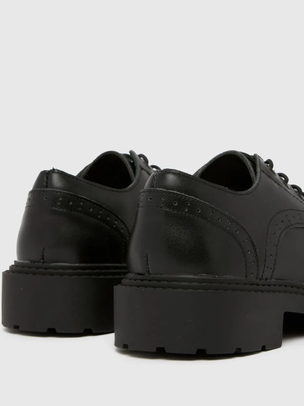 Schuh Black BTS Lucia Bogue Shoes