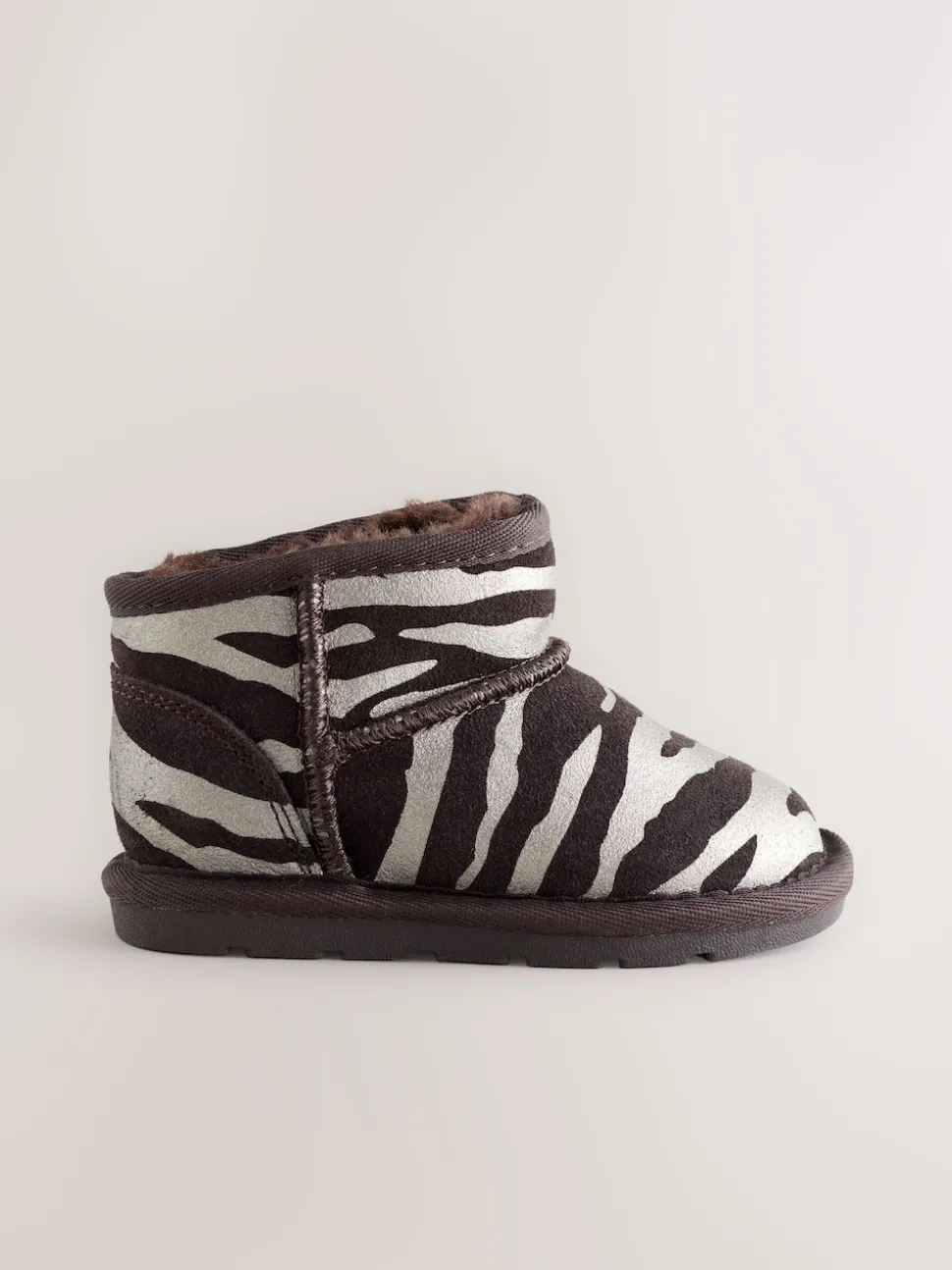 Silver Zebra Water Repellent Standard Fit (F) Suede Pull On Boots