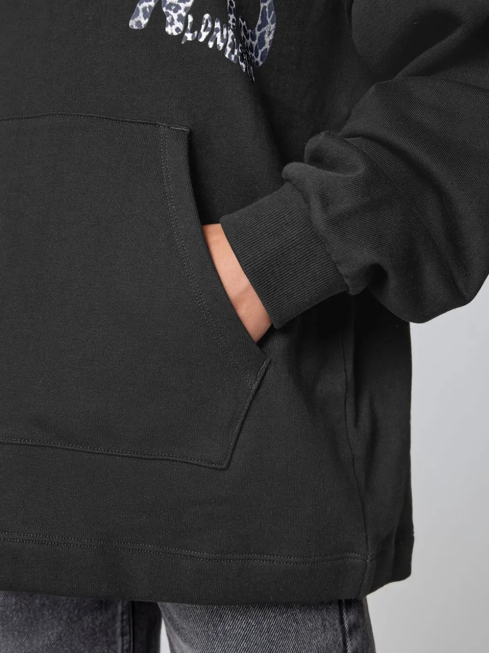 smALLSAINTS Black/Leopard Orlando Oversized Pullover Hoodie