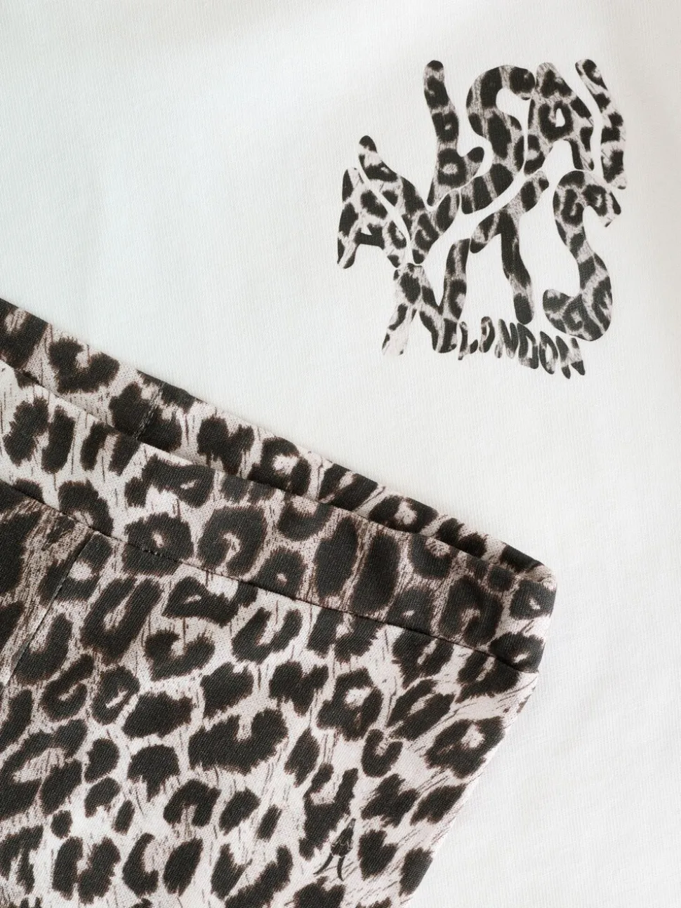 smALLSAINTS Grey Leopard Orlando Long Sleeve T-Shirt and Leggings Younger Girls Set