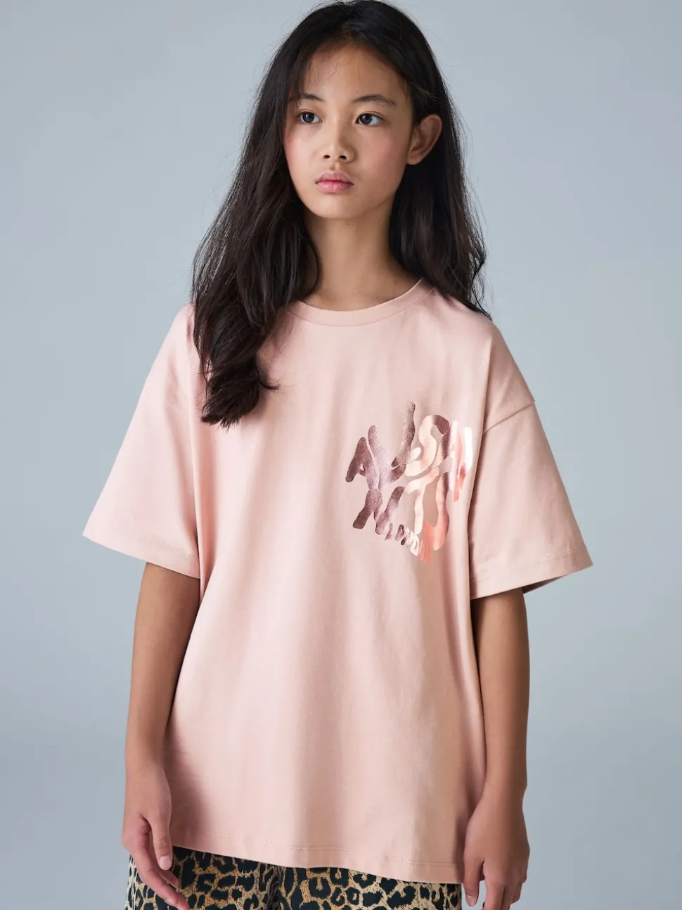 smALLSAINTS Mid Pink/Metallic Girls Oversized Orlando Logo Crew 100% Cotton T-Shirt