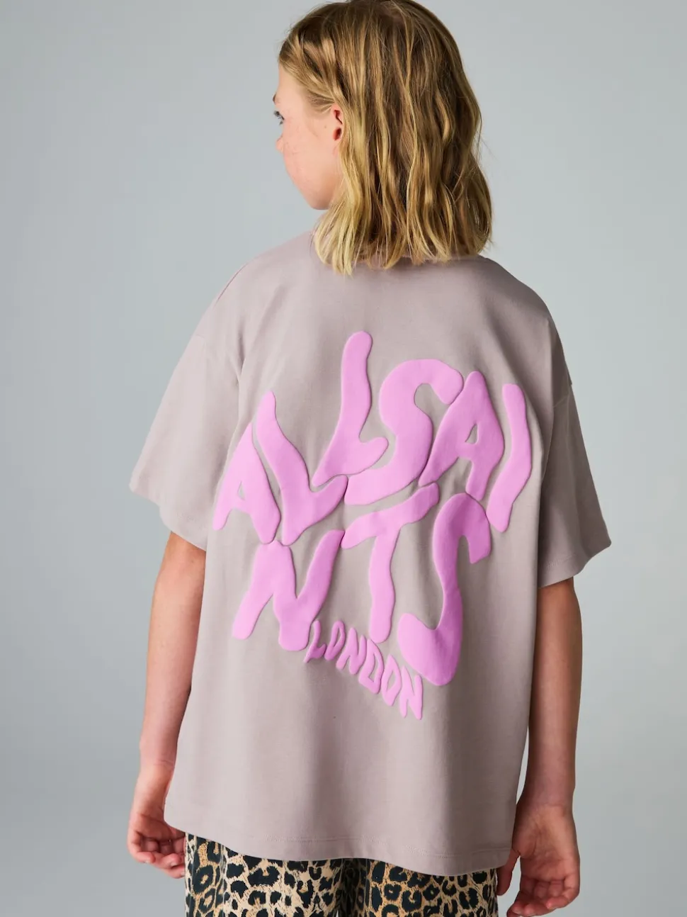 smALLSAINTS Neutral Girls Oversized Orlando Logo Crew 100% Cotton T-Shirt