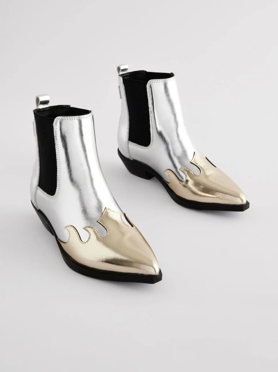 smALLSAINTS Silver Dellaware Pointed Leather Western Boots