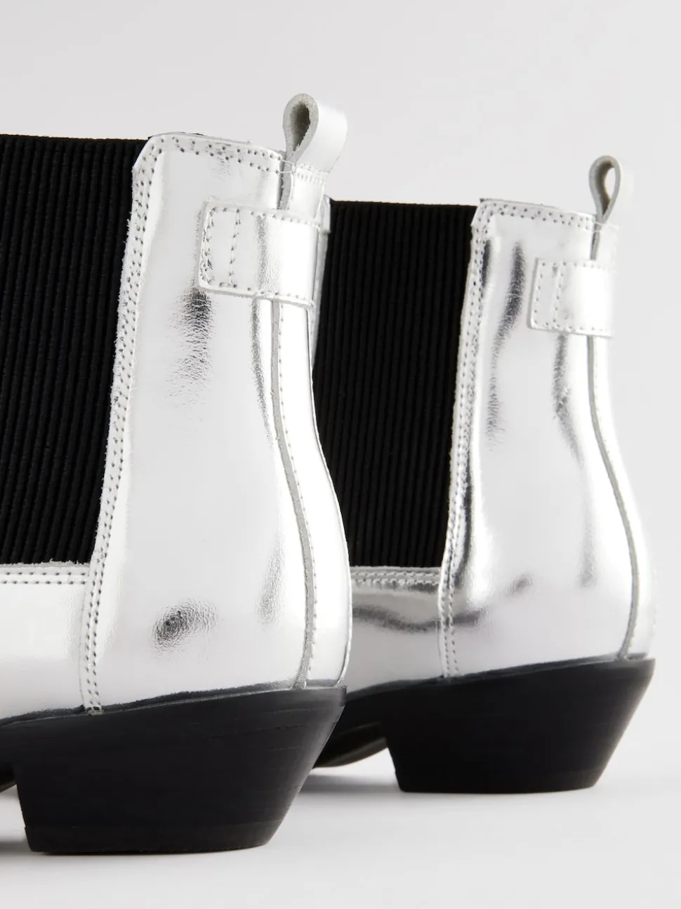 smALLSAINTS Silver Dellaware Pointed Leather Western Boots