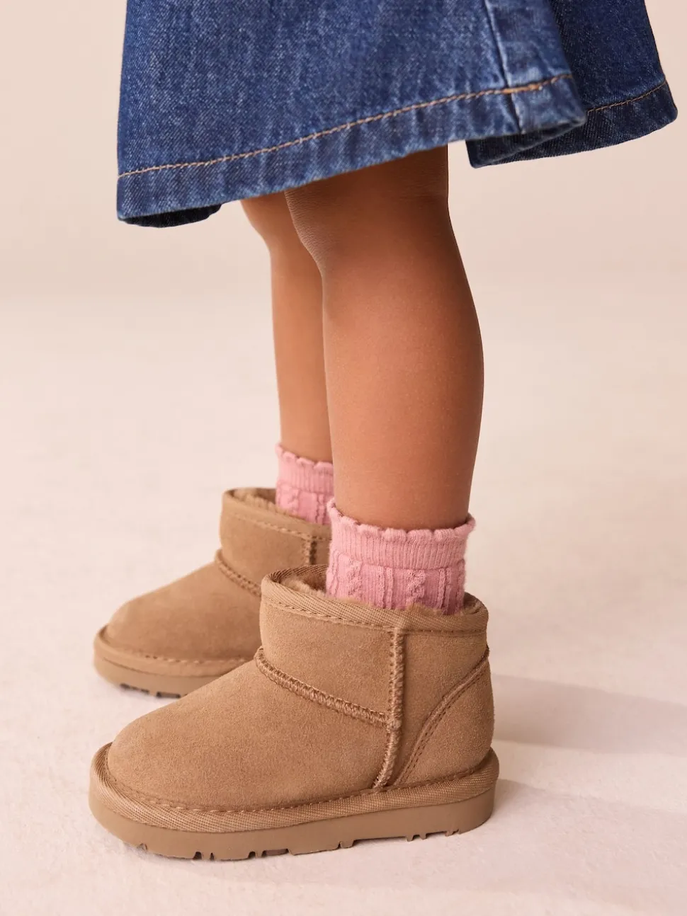 Tan Brown Water Repellent Standard Fit (F) Suede Pull On Boots