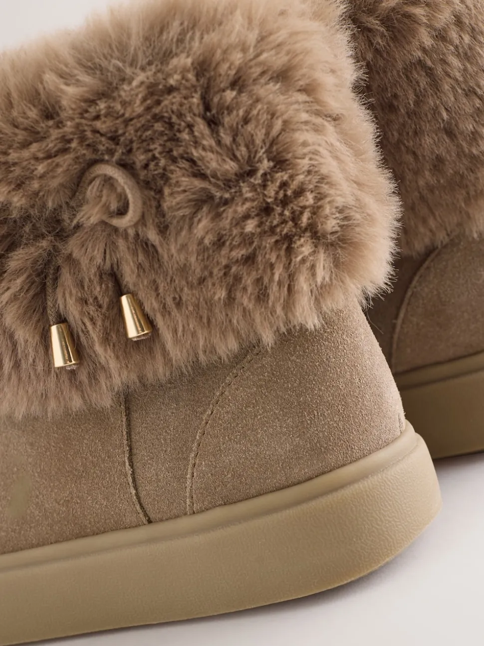 Tan Brown Water Repellent Suede Boots