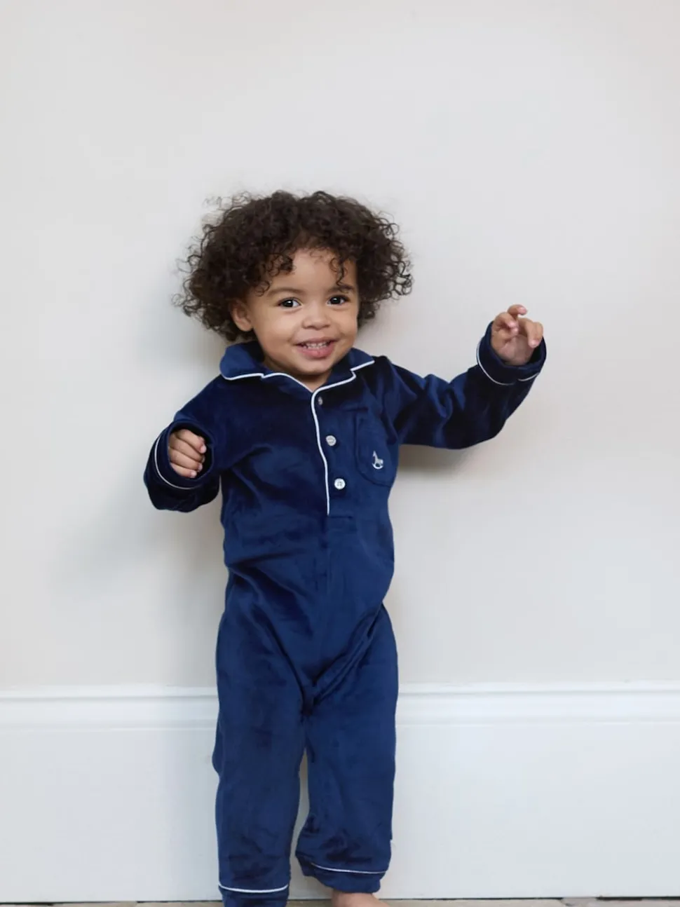 The Little Tailor Baby Luxury Soft Touch Velour Christmas Onsie Rompersuit