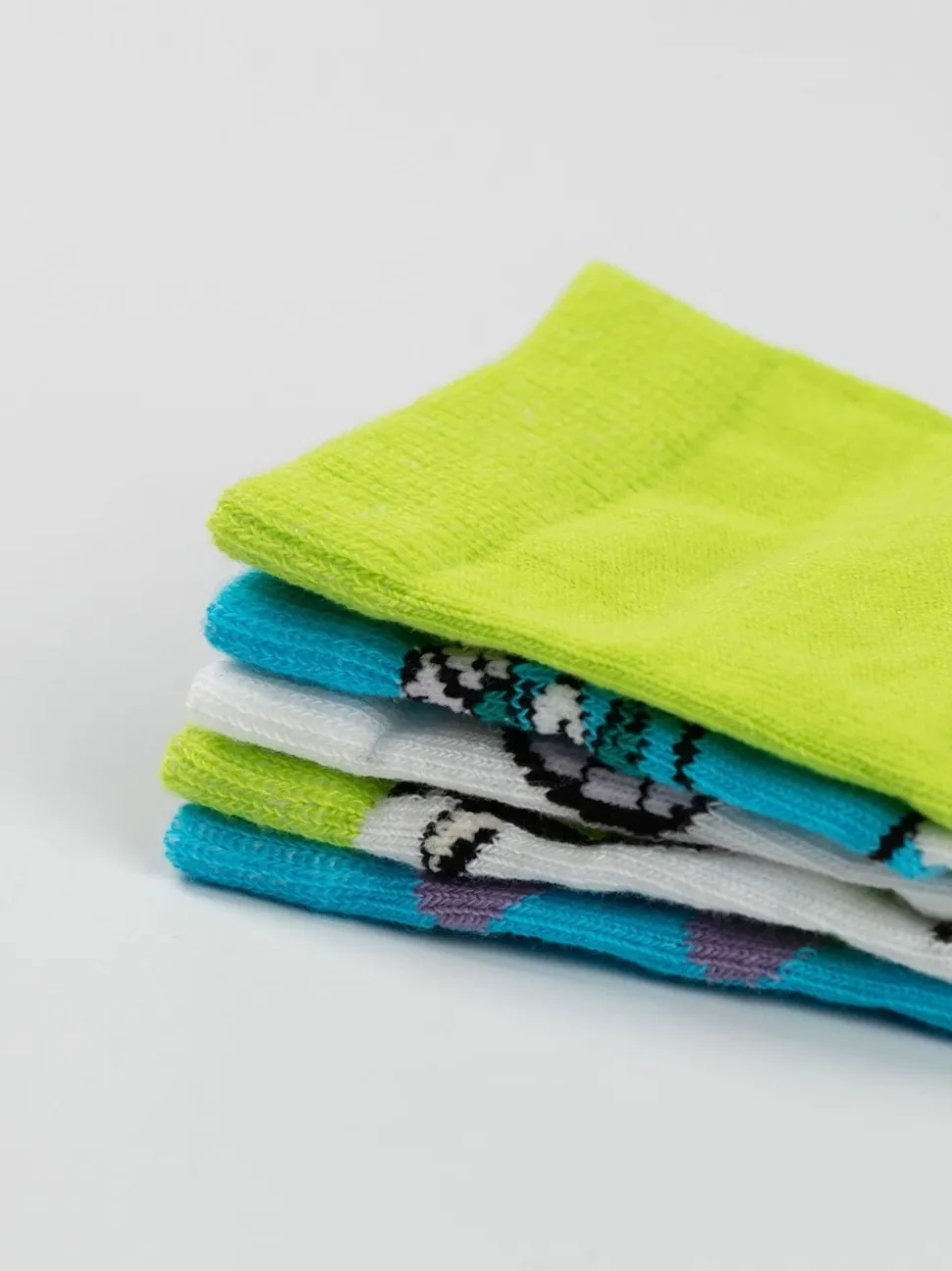 Vanilla Underground Green Disney Monsters Inc Unisex Kids Green Mike & Sully Calf Socks Set of 5