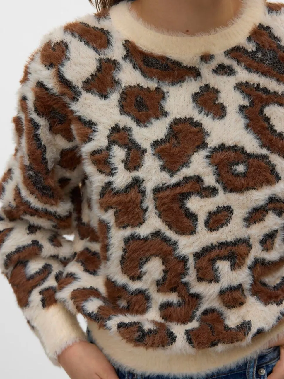 Vero Moda Cream Leopard Print Knitted Jumper