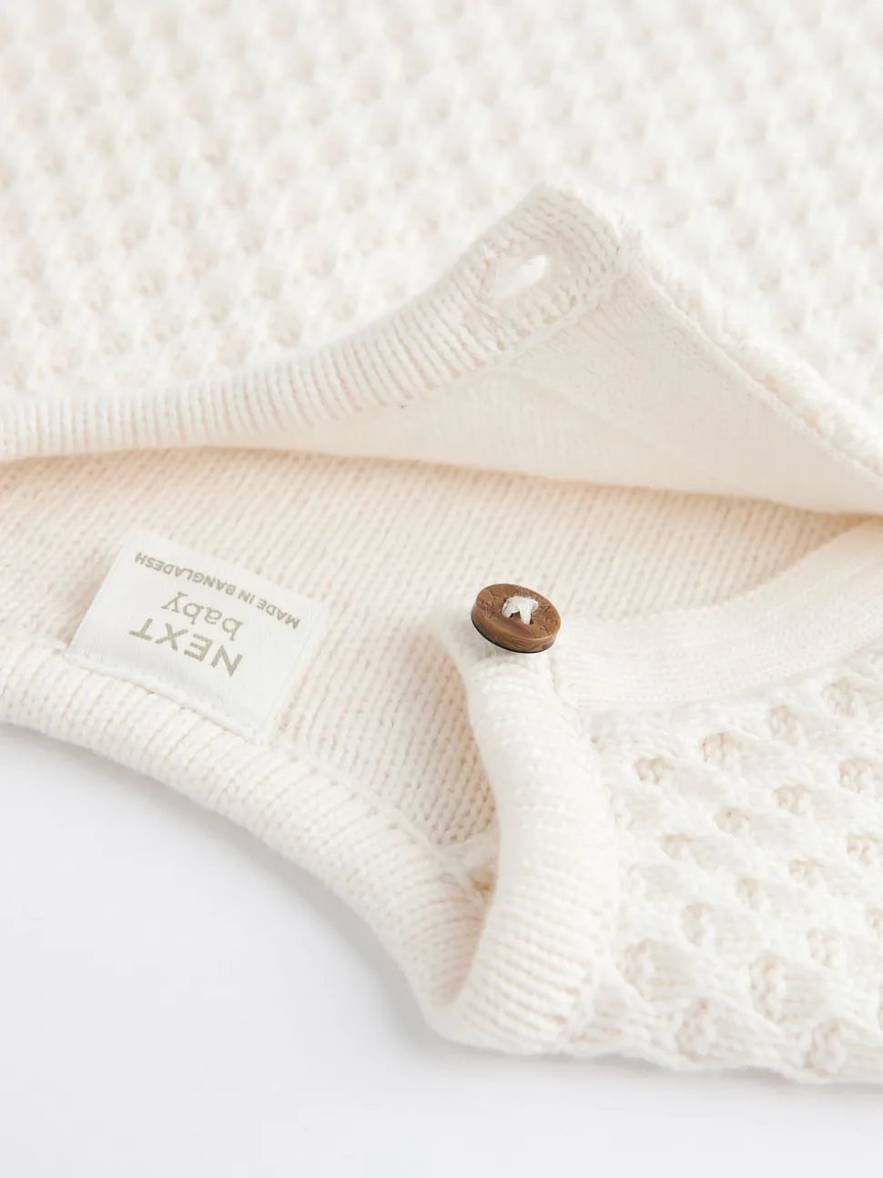 White Knitted Jumper And Trouser Baby Set (0mths-2yrs)